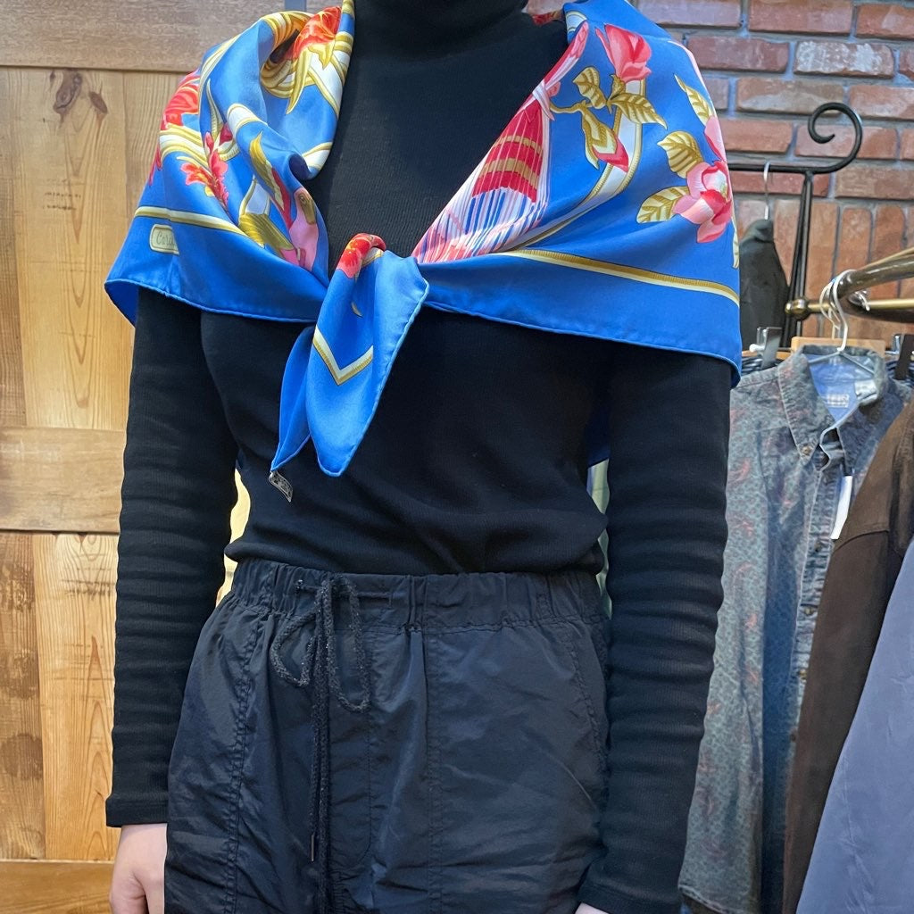 エルメス / HERMES スカーフ カレ 90 カリブ 花 鳥 青 シルク 中古