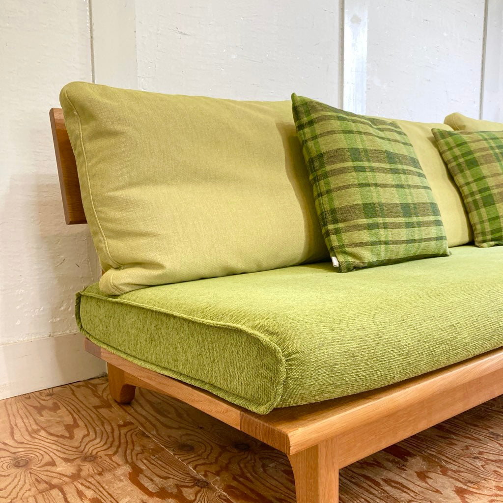 飛騨産業 / HIDA キツツキ 森のことば 3Pソファ ローソファ 節なし特注