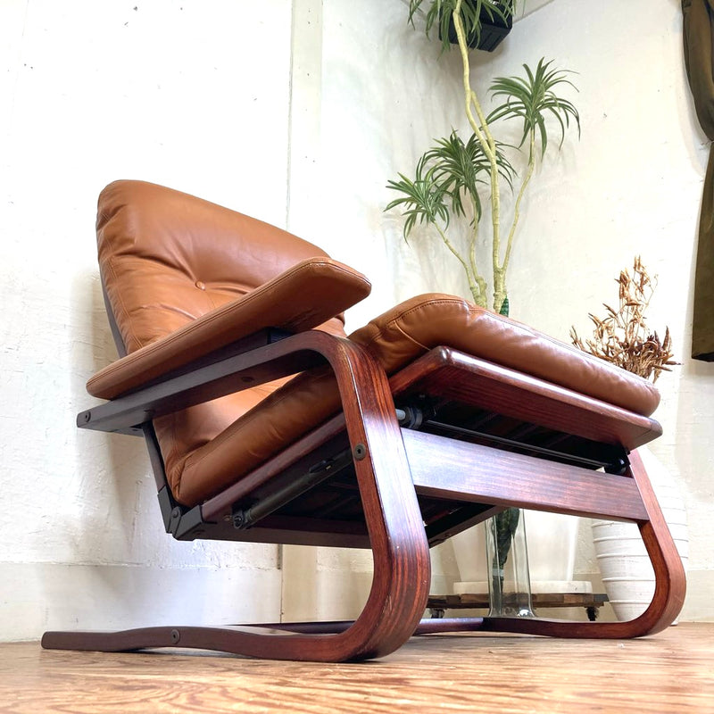 FUJI FURNITURE(冨士ファニチア) の ヴィンテージ本革パーソナルチェア