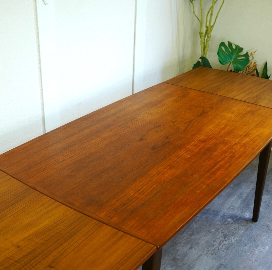 北欧 デンマーク エクステンション ダイニングテーブル 伸長式 チーク