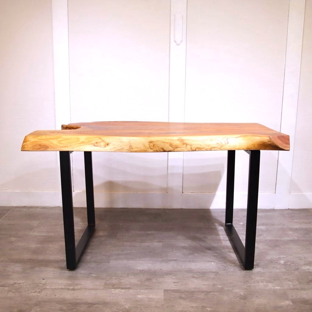 座卓から作ったケヤキ一枚板のデスク 無垢材 リメイク家具 再生家具