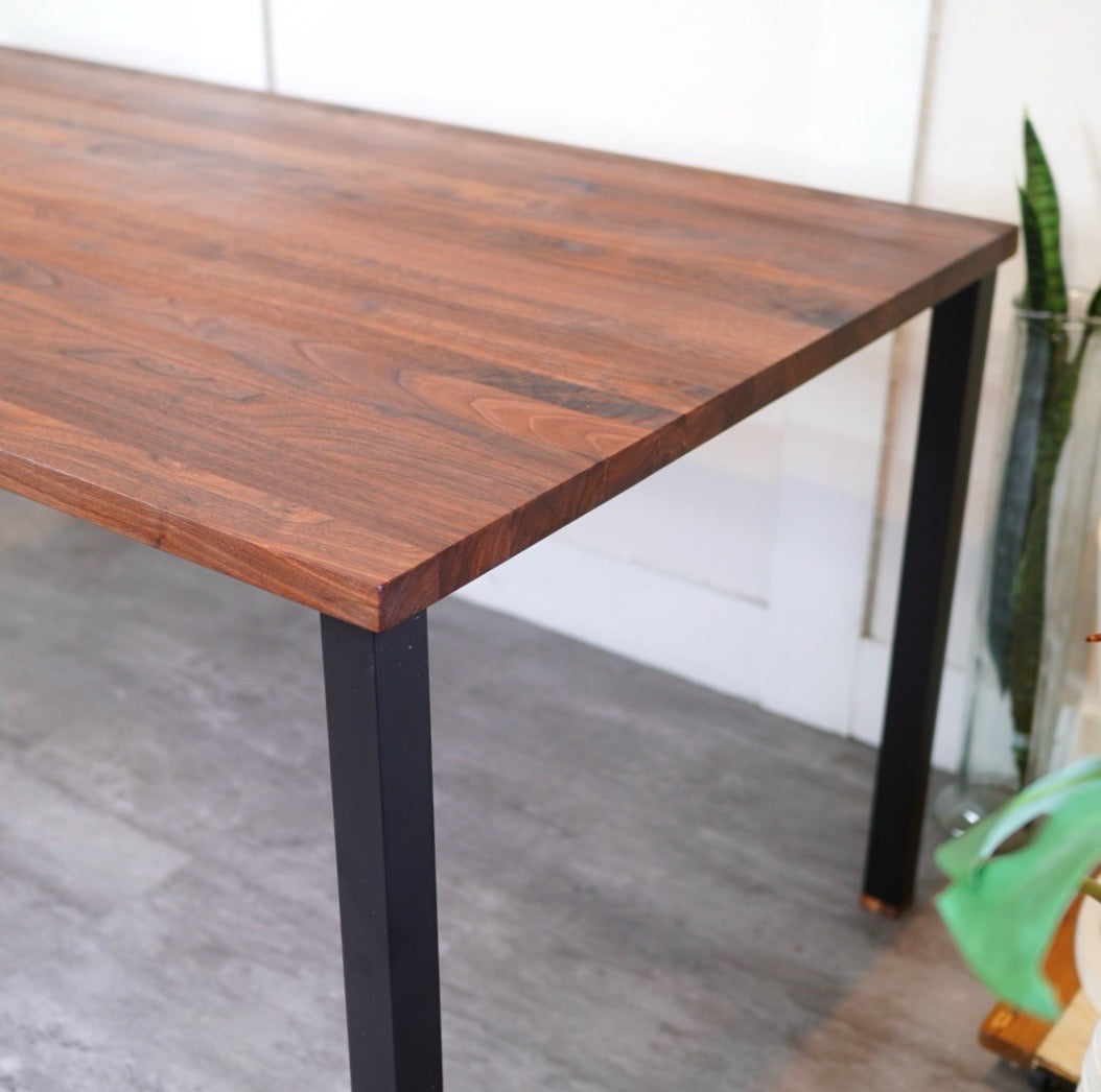 ノーウェアライクホーム / NOWHERE LIKE HOME ノードⅡ ダイニング