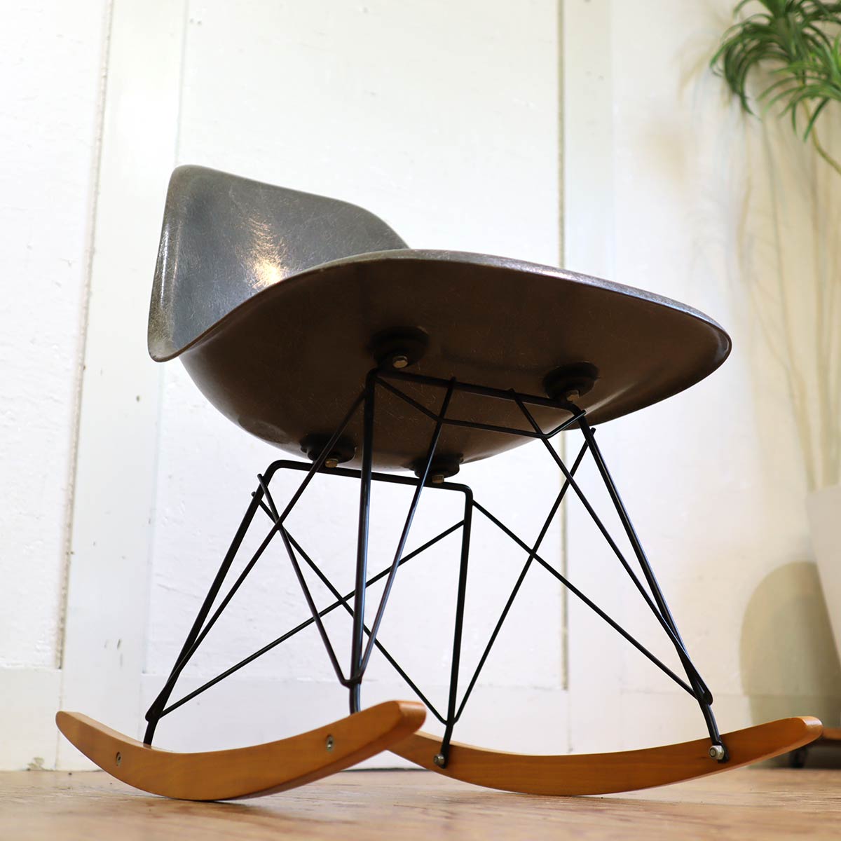 ハーマンミラー / Herman Miller サイドシェルチェア 2nd ロッカー