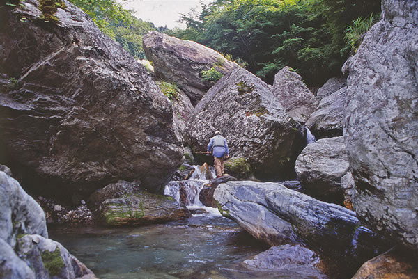 about RayTune & him｜ABOUT | 渓流ルアー・トラウトルアー通販