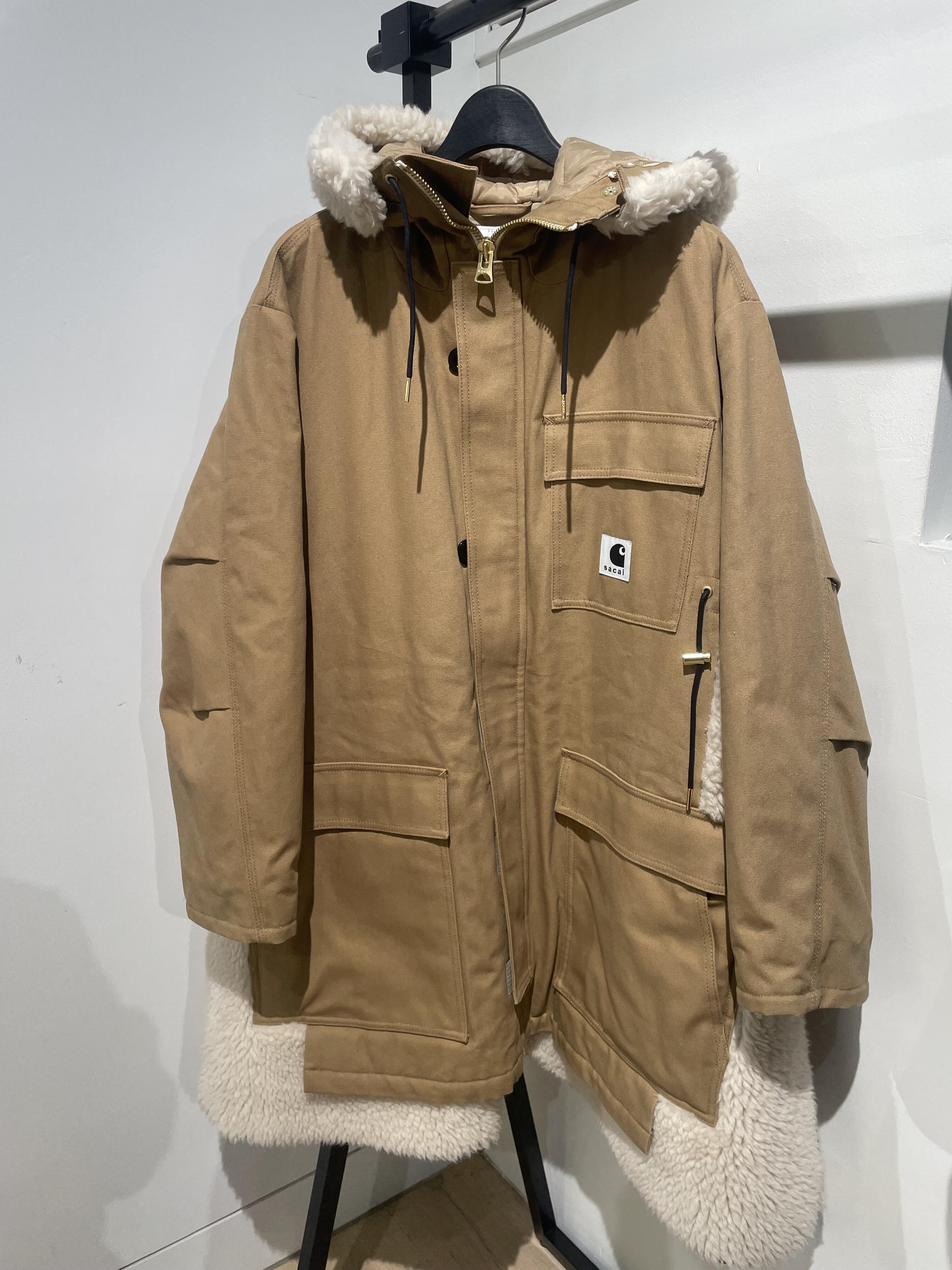 sacai×carhartt WIP】冬のスタイルを格上げ！ Canvas Parkaの魅力を