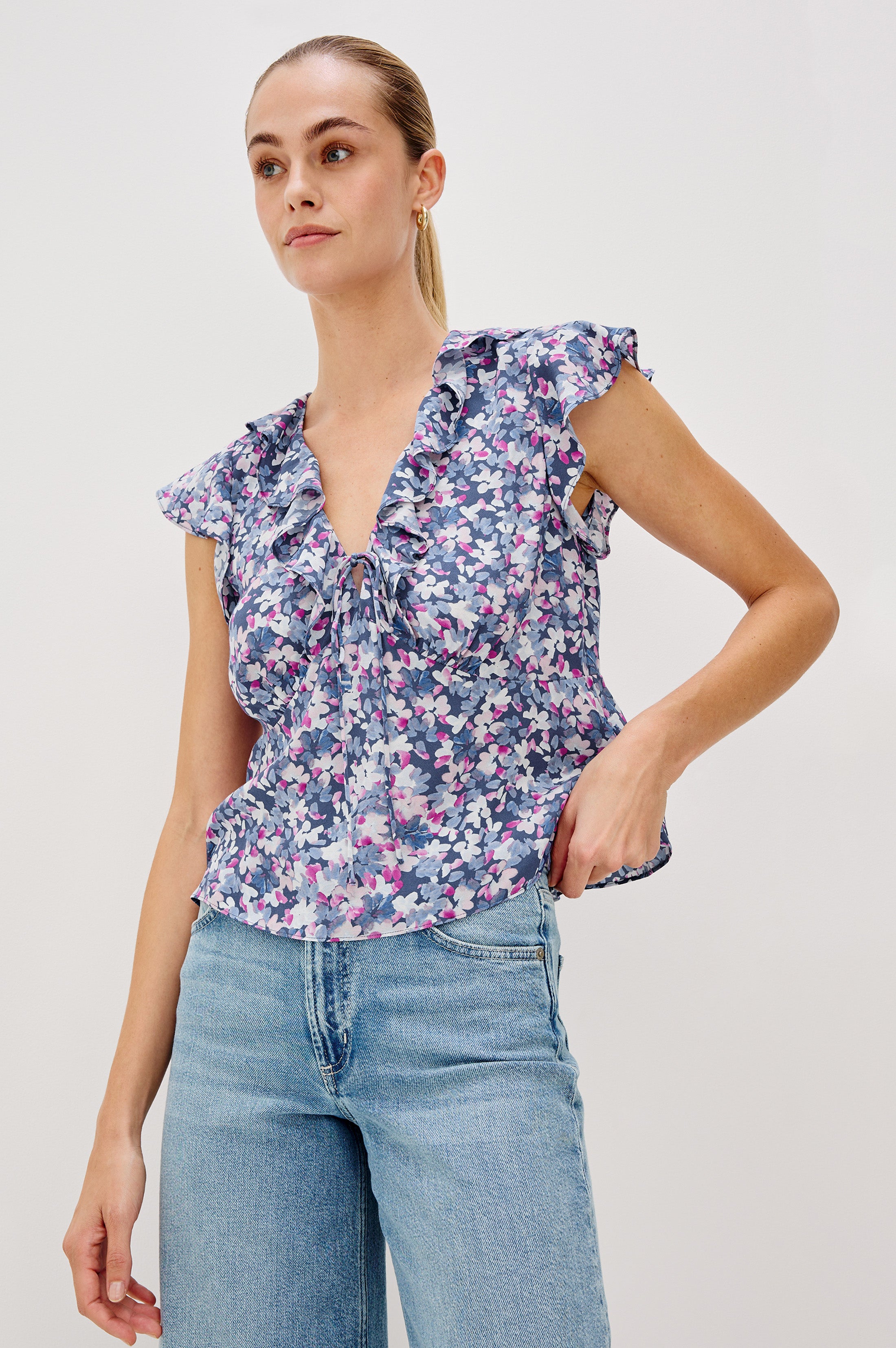 CARMINE TOP - BLUE BLOSSOM – Rails