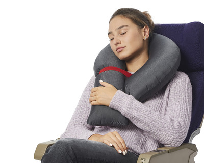 Trtl Pillow Plus｜カメにインスパイアされたサイズ調節可能なトラベル