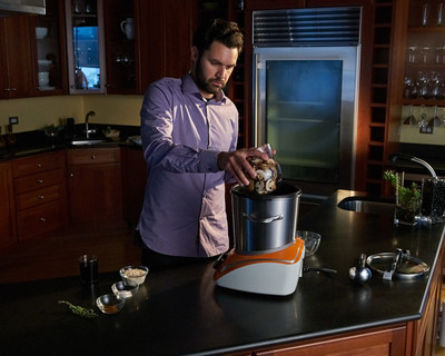 Joule｜スマホでコントロール可能な真空調理ツール「ジュール