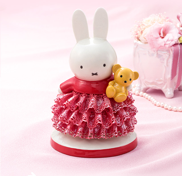 おたんじょうびミッフィー」 誕生60周年 限定レース人形｜東京書芸館