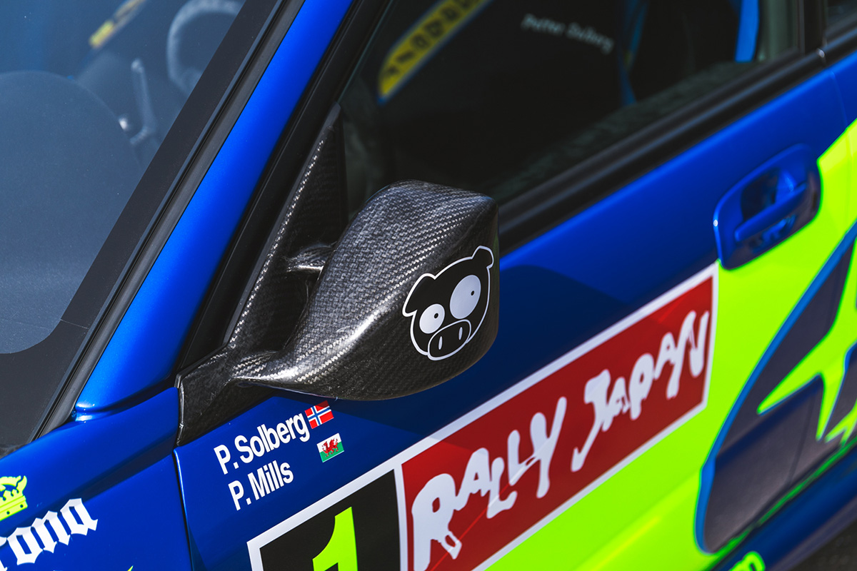 2005ラリージャパンチームスバルパーカーペターソルベルグサイン入り