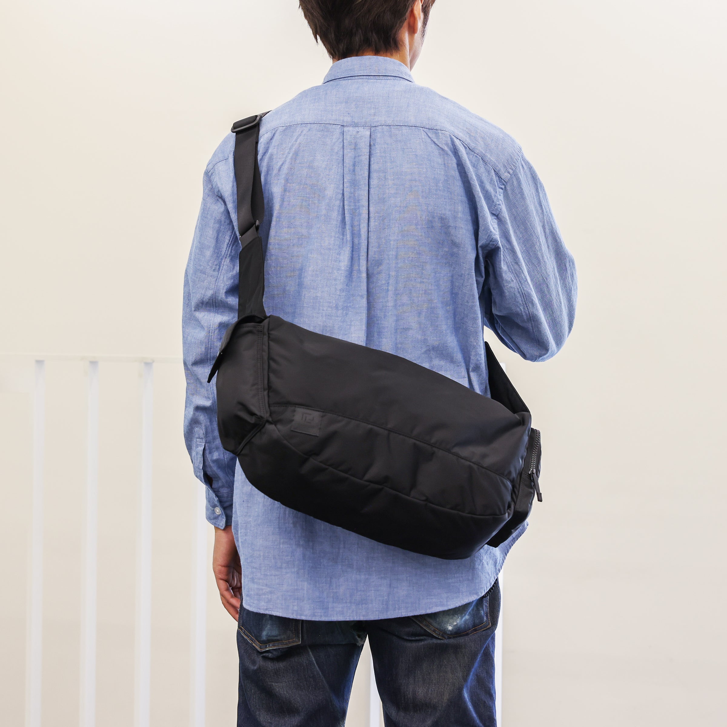 ZIP SHOULDER BAG – RAMIDUS ONLINE