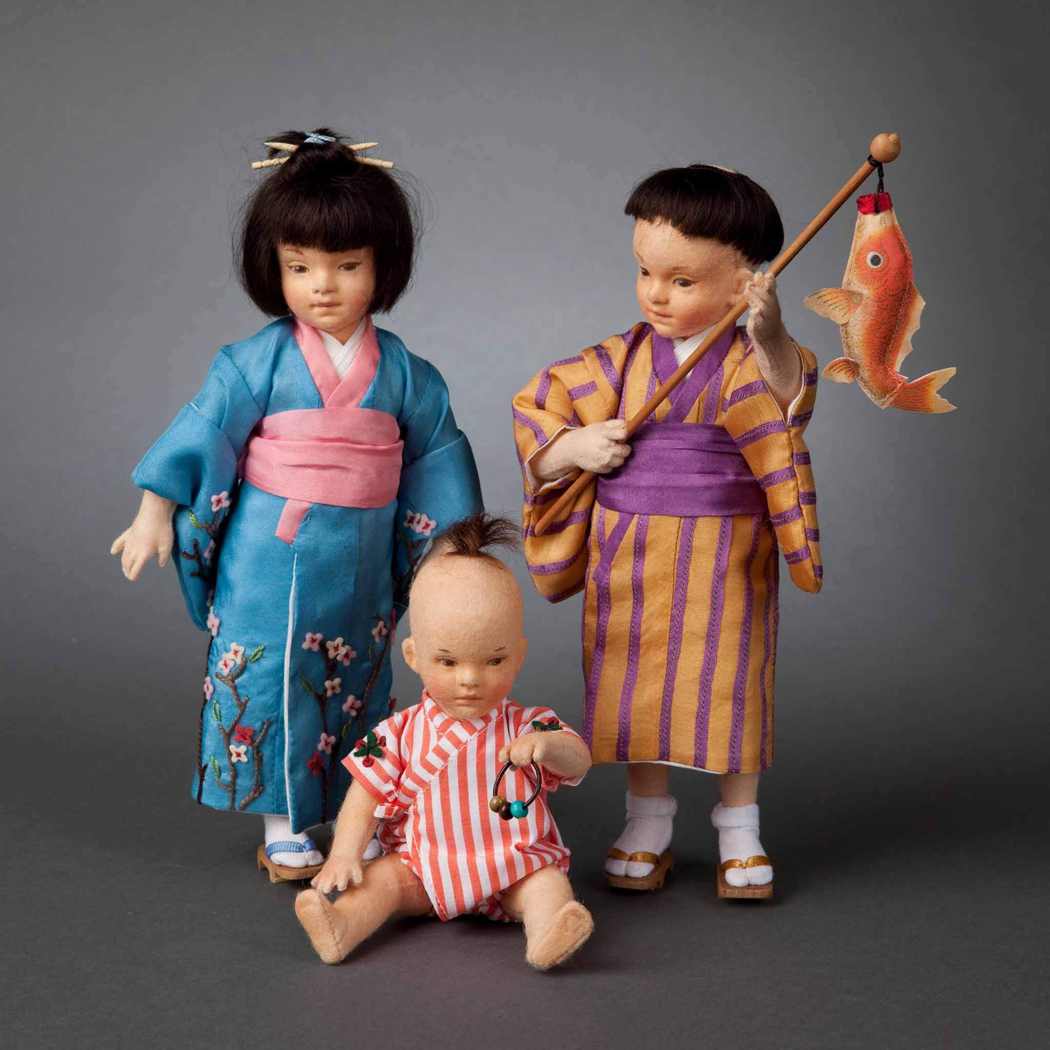 Japanese Lanterns | R. John Wright Dolls