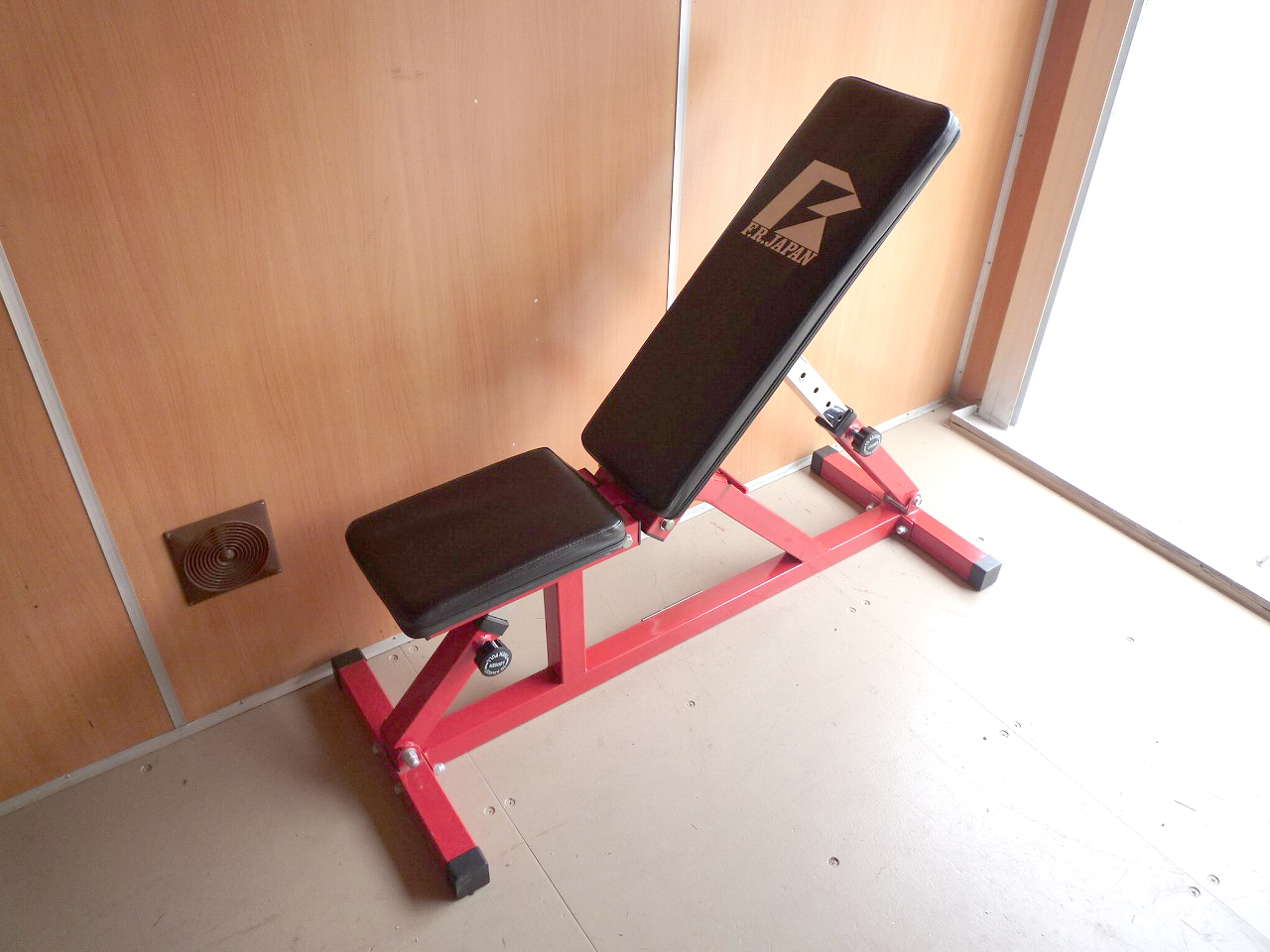 ファイティングロード(Fighting Road) フラットインクラインベンチ TRUST