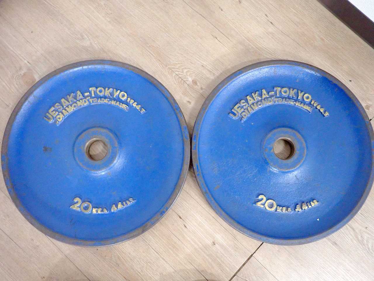 オリンピック プレート UESAKA-TOKYO 10kg 20kg ウエサカ 各2枚セット
