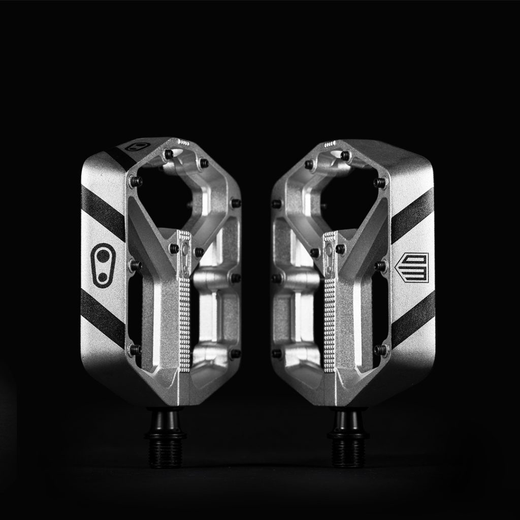 Danny MacAskillシグネチャーモデル】クランクブラザーズ stamp 3の