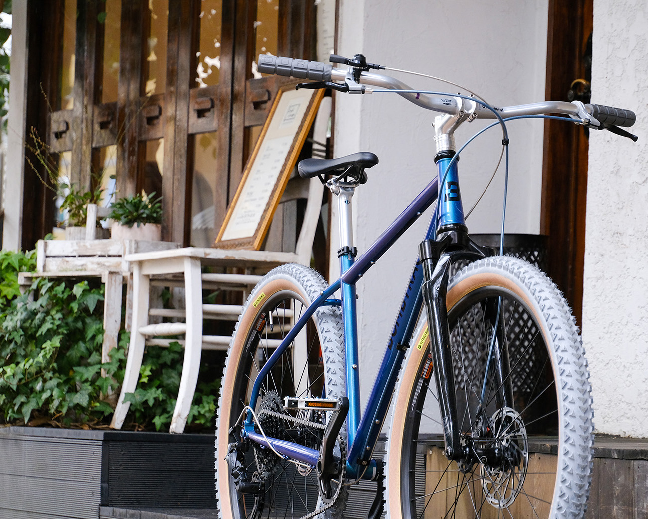 オールドマウンテンバイク風カスタム！BOMBTRACK Beyond SUS【マシュー