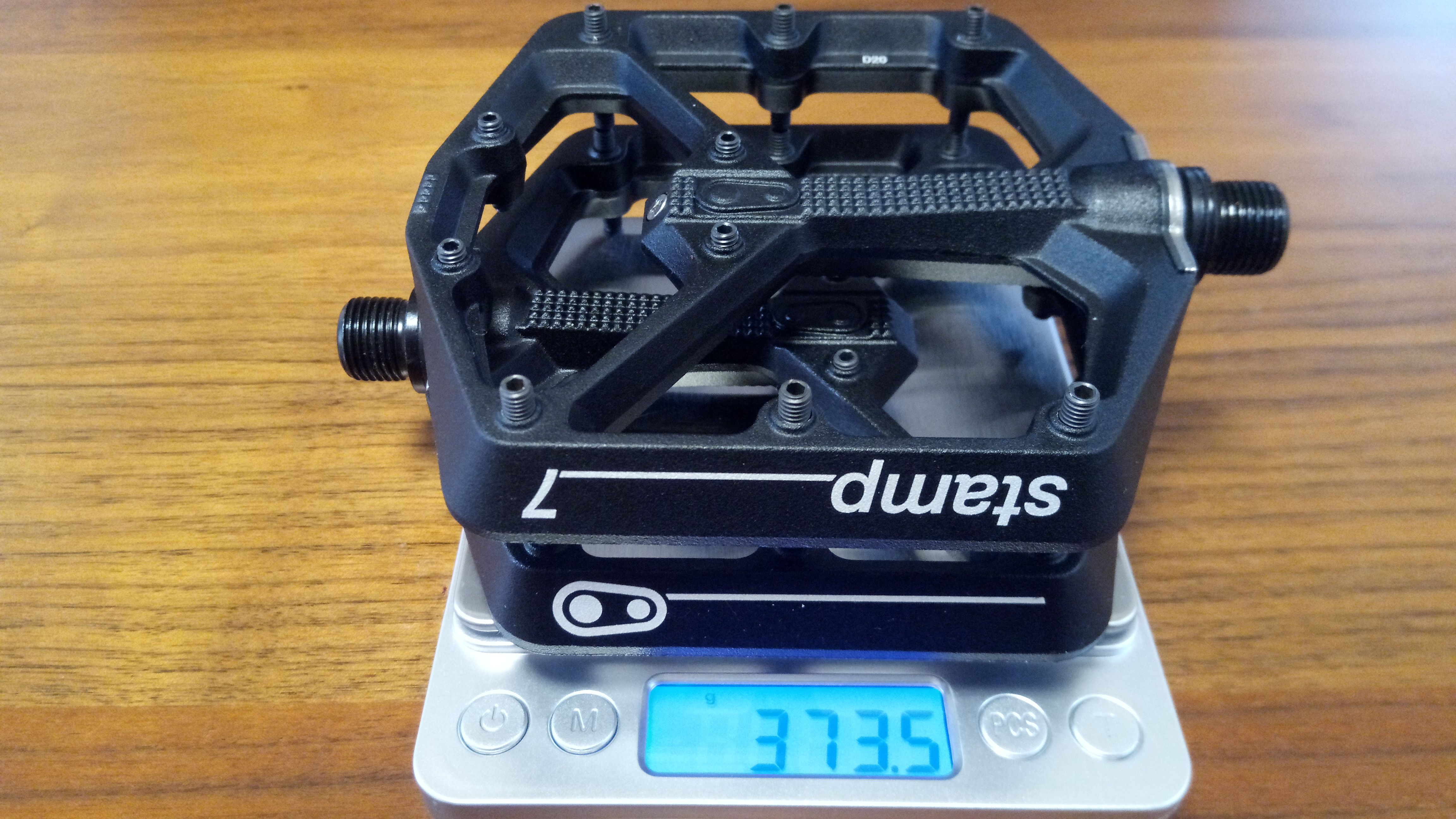 フラットペダルデビュー！ 「クランクブラザーズ スタンプ7」 インプレ