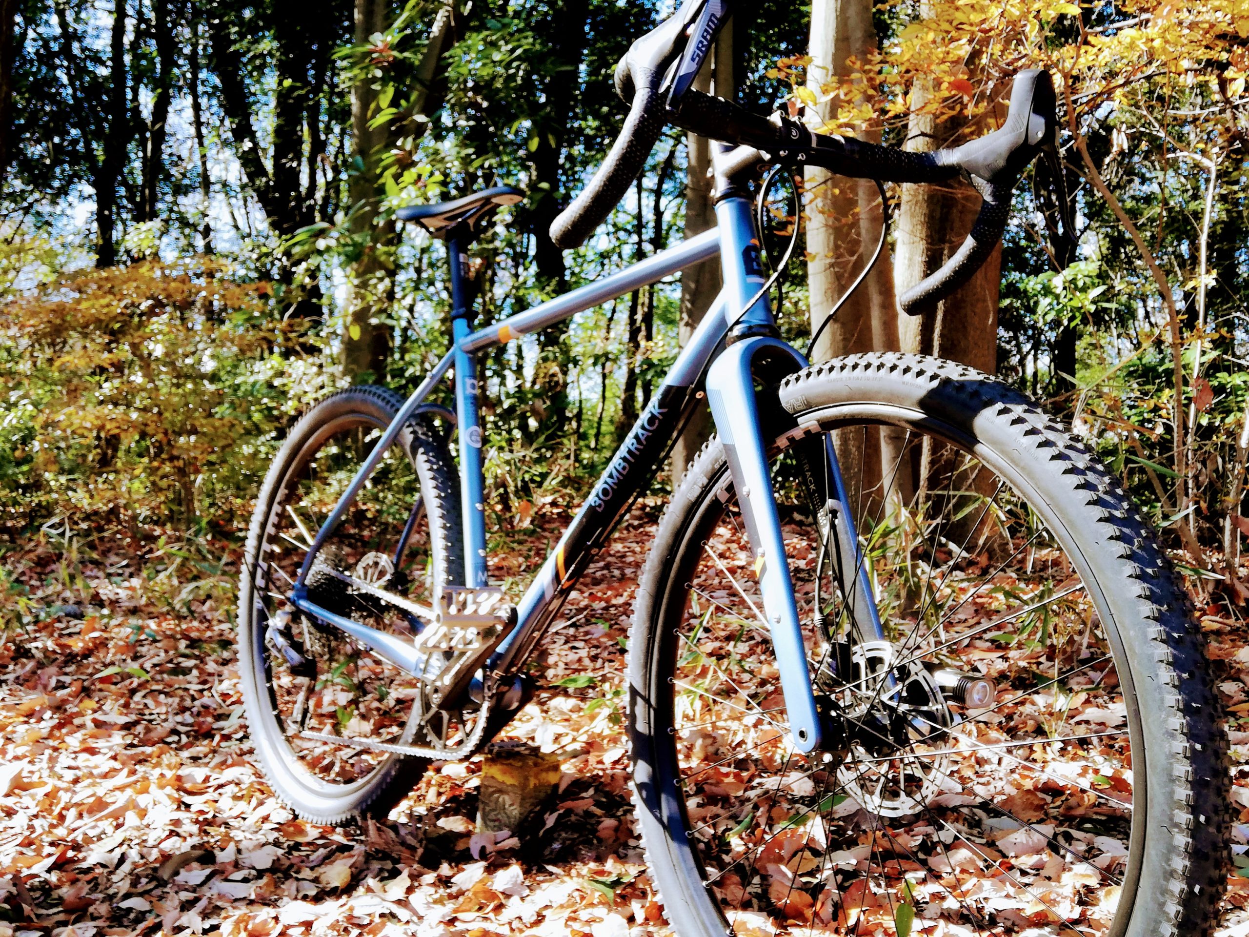 Bombtrack Hook EXT グラベル＆オールロードをグラベルやレースでインプレ