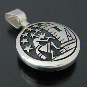 ホピ族 Cheryl Wadsworth ココペリ&メイズ リバーシブル ペンダント