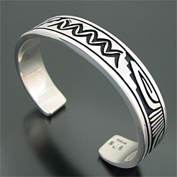 ナバホ族 Steven J. Begay オーバーレイ バングル 【送料無料】