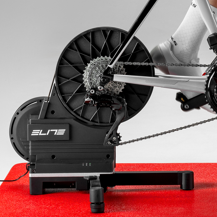 エリート：新製品】スマートトレーナーの新たなベンチマーク AVANTI