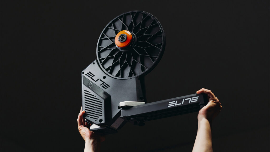 エリート：新製品】超軽量コンパクト 最新スマートトレーナー RIVO