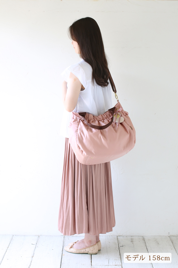 可愛いピンクのママバッグ | マザーズバッグのルカルカ