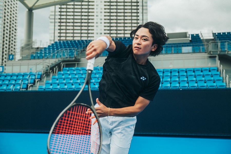 ヨネックス ソフトテニスラケット ボルトレイジ8V/VOLTRAGE8V シェリー