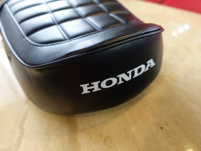 CB1100（SC65） 純正タイプオリジナルシート 【STDタイプ・あんこ抜き