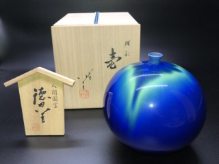 三代 徳田 八十吉 作『耀彩 壷』 買取価格相場｜骨董品買取 緑和堂