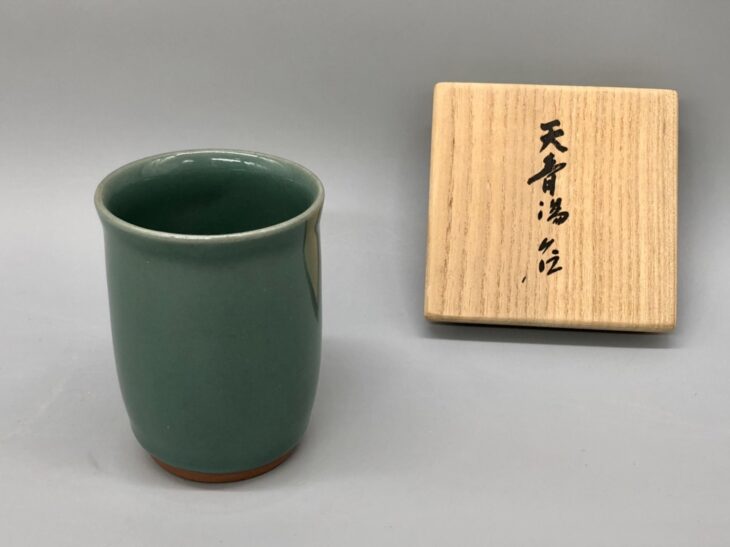 中島宏作『天青湯呑』 買取価格相場｜骨董品買取 緑和堂