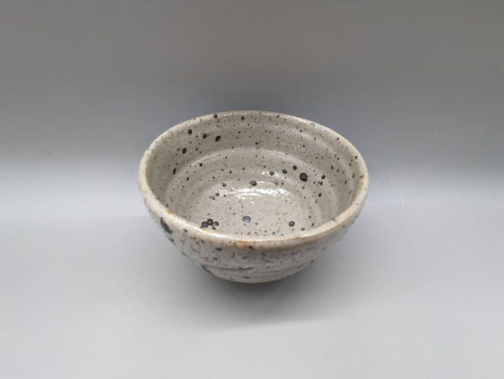 西岡小十 作『絵唐津 茶碗』 ｜骨董品買取 緑和堂