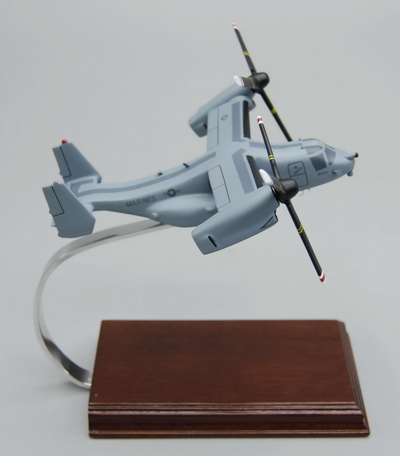 □オスプレイ（OSPREY-V-22)完成模型 飛行・ヘリモード変換可能仕様 米