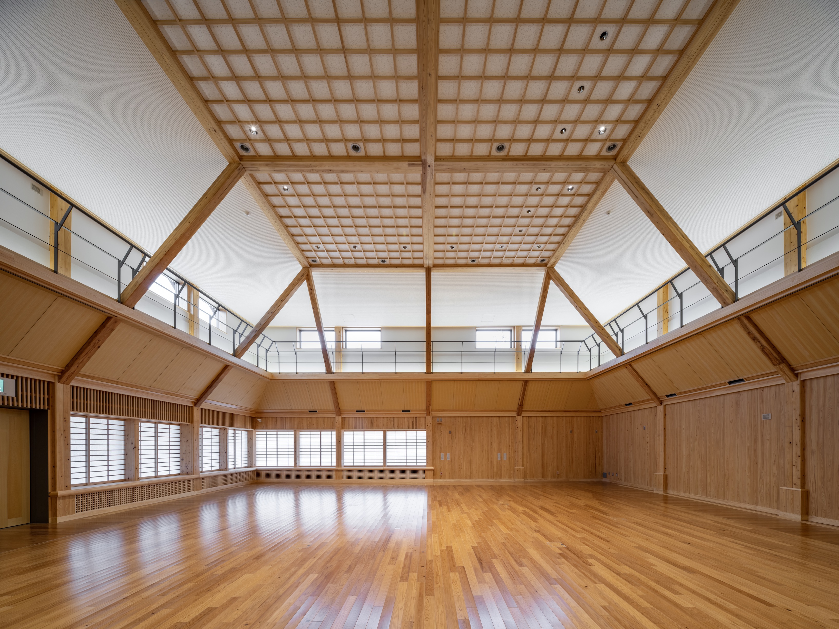 ウッドデザイン賞 受賞作品データベース | 小鹿野町役場新庁舎 2023年