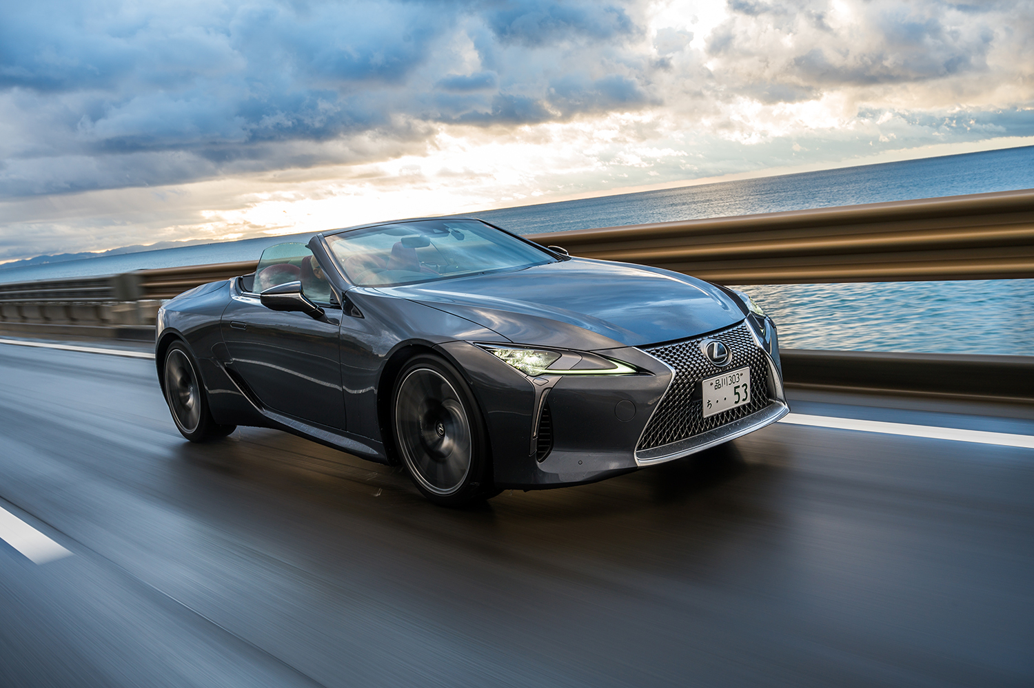 レクサスLC500コンバーチブル（FR/10AT）【試乗記】 ワイルドな美貌