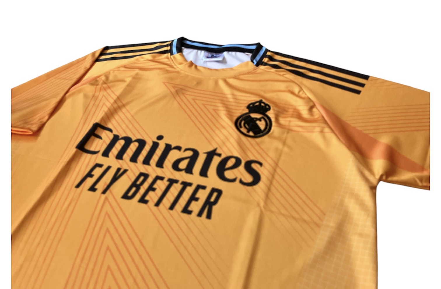 24/25-レアルマドリード（アウェイ：オレンジ）レプリカユニフォーム