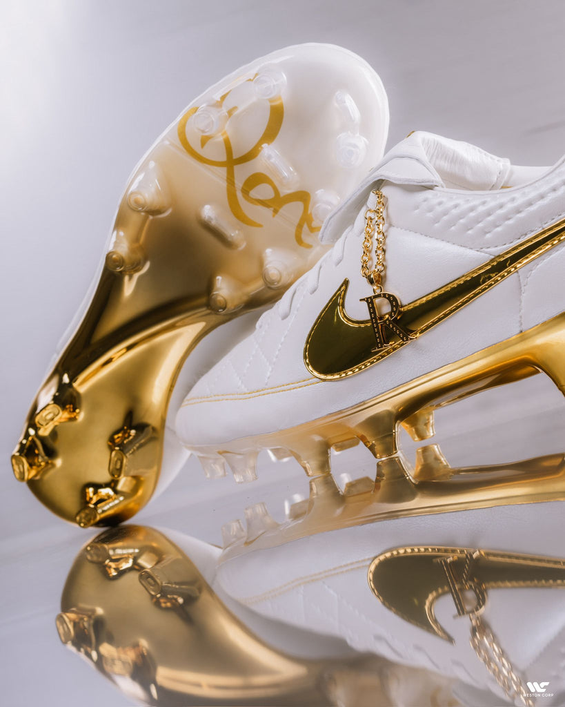 Ronaldinho x Nike Tiempo Legend FG 'Touch of Gold' – Weston