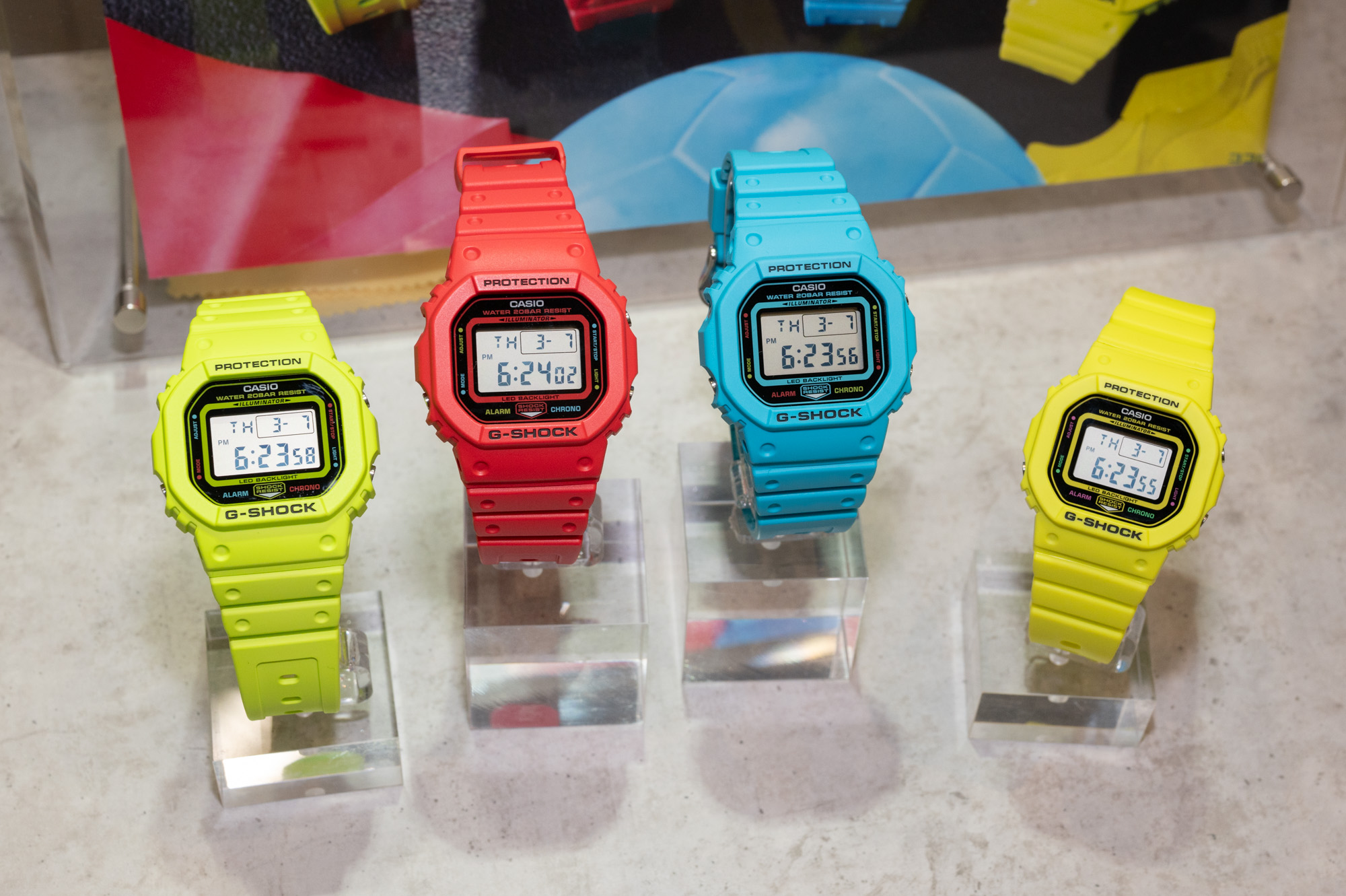 G-SHOCK、ビビッドなエナジーカラーの4機種 - Impress Watch