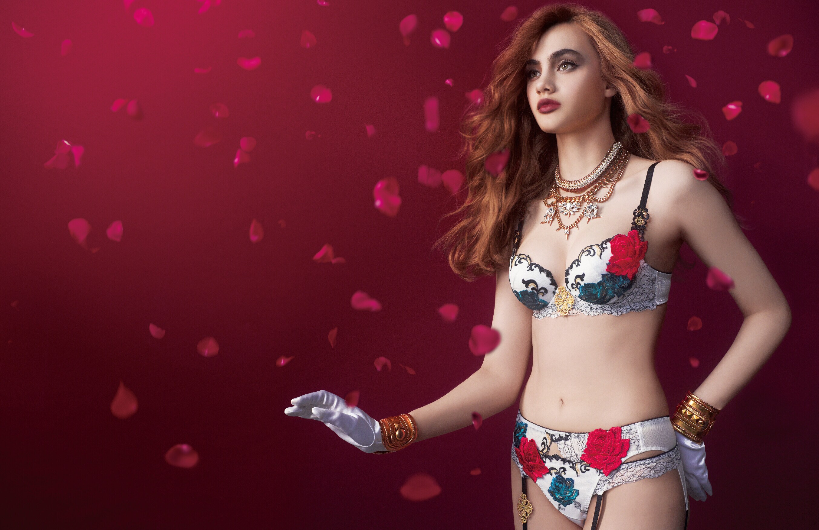 ランジェリーブランド「Salute（サルート）」と「ベルサイユのばら」が