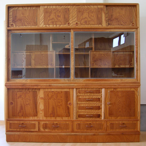 送料込み】 山形県名産品 高級家具 手作り山欅和茶箪笥 【代金引換不可