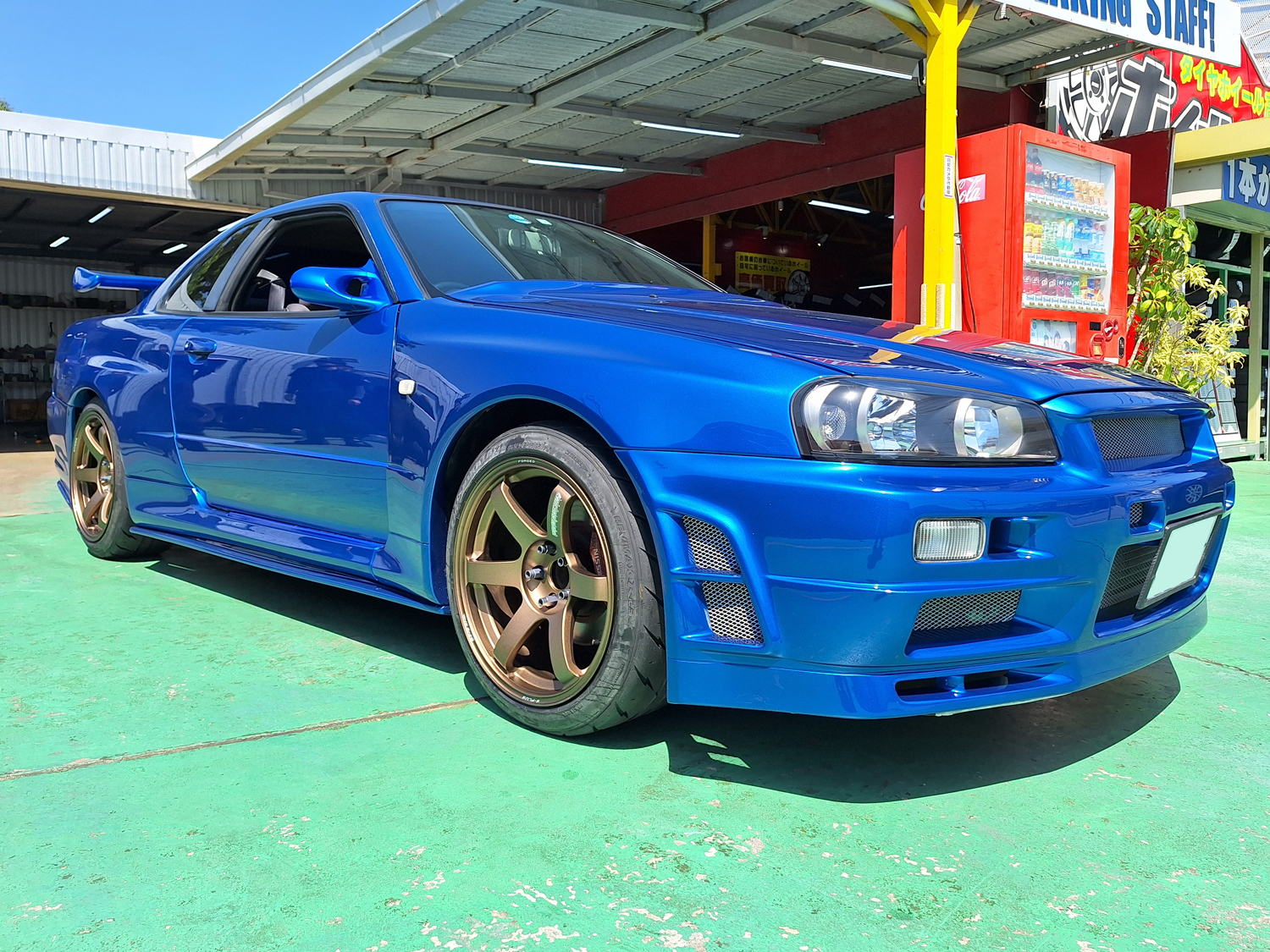 日産 スカイライン R34 GT-TURBO VOLK RACING TE37 SAGA S-plus 18×9.5