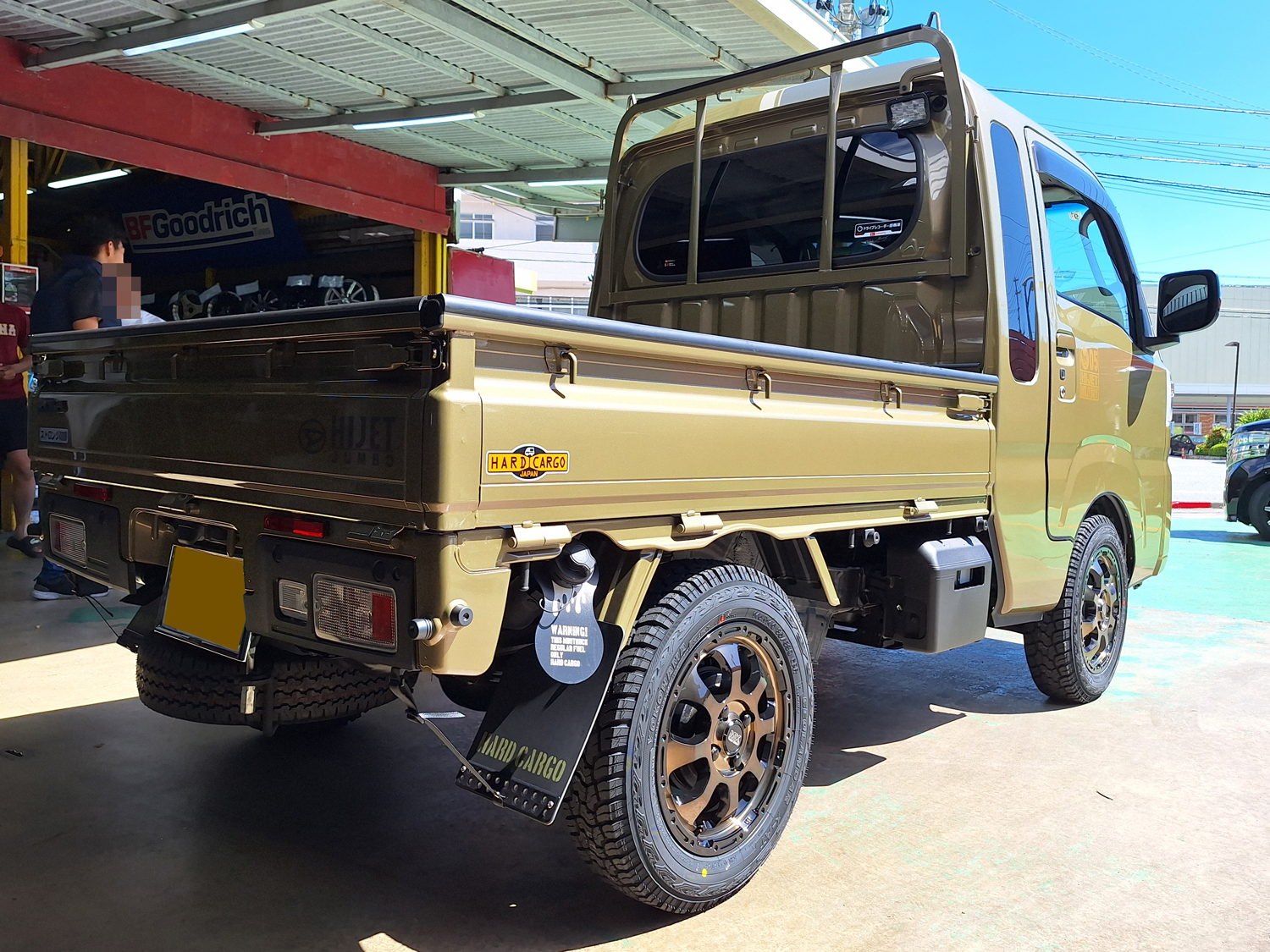 ダイハツ ハイゼットジャンボ MAD CROSS GRACE 14×4.5J YOKOHAMA