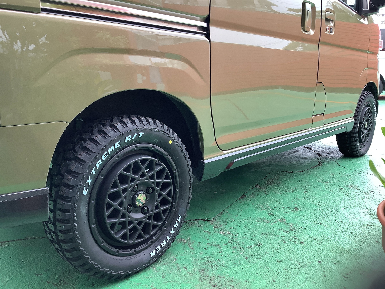 ダイハツ アトレー MUD VANCE 09 14×4.5J MAXTREK EXTREME R/T 165