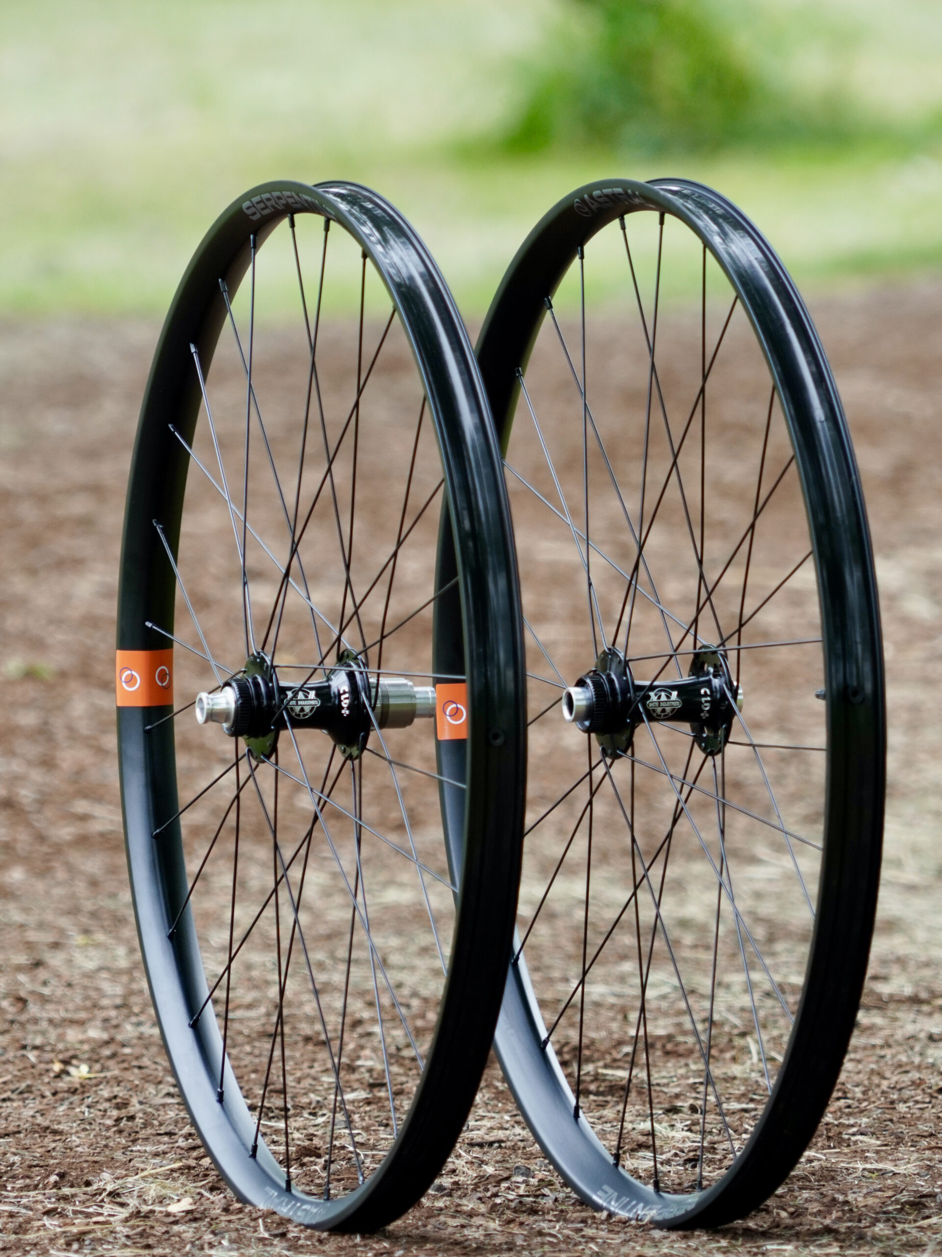 CLD+ Boost Aluminum 700c Mountain Wheels – White Industries