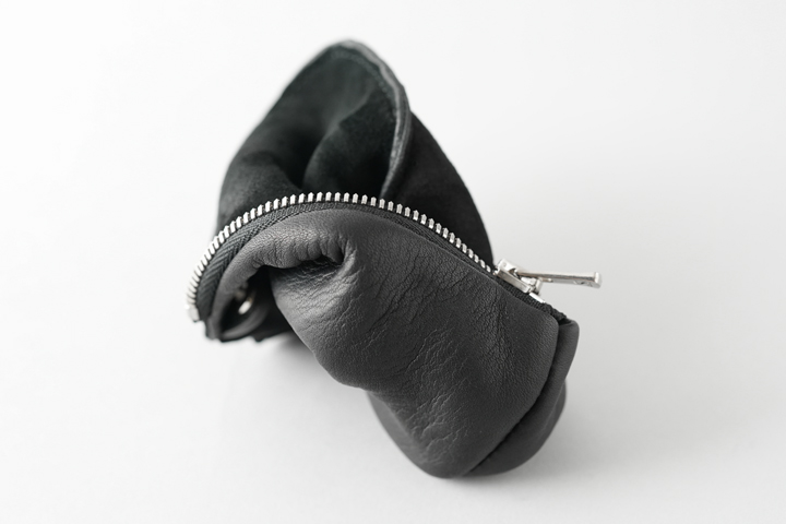 クロコダイル製ユーティリティポーチ・NORMA（ノーマ）についてのお話