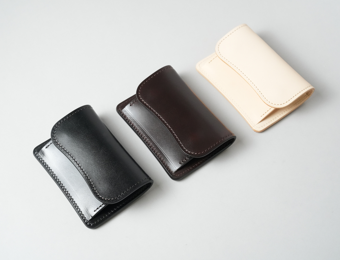 多機能型コインケース・サドルプルアップ/TONGUE(タング)についての