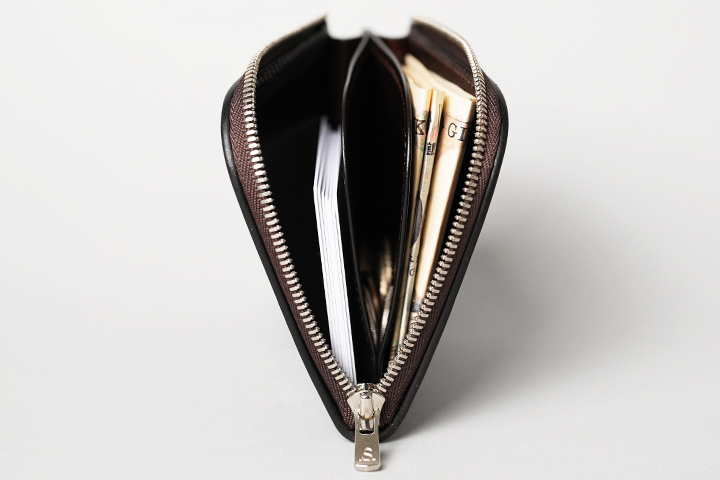 L字ジップウォレット・ALARD(アラード)についてのお話 | WILDSWANS