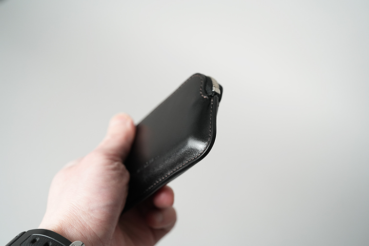 マイクロマルチケースのMINAS（ミナス）に新しいレザーバリエーション