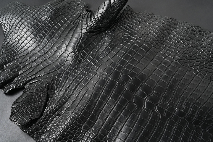 至高のレザーアイテムが遂に完成しました。 | WILDSWANS(ワイルド