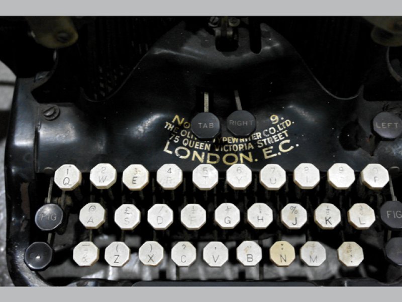 OLIVER タイプライター